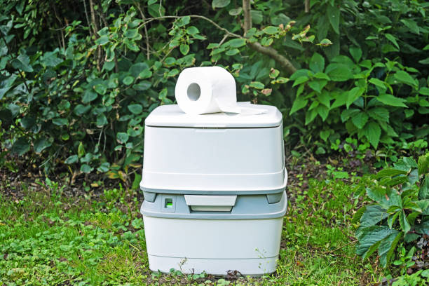 Best Portable bathroom rental  in Manhattan, KS