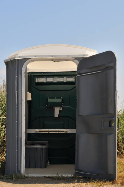 Best Porta potty delivery and setup  in Manhattan, KS